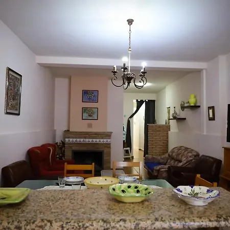Centro * Marmolejo